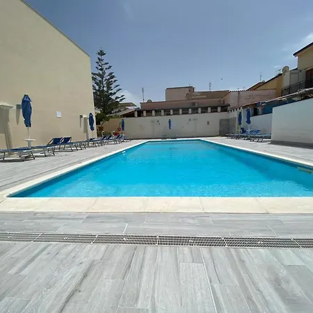Holiday home Coral Sea B2 *